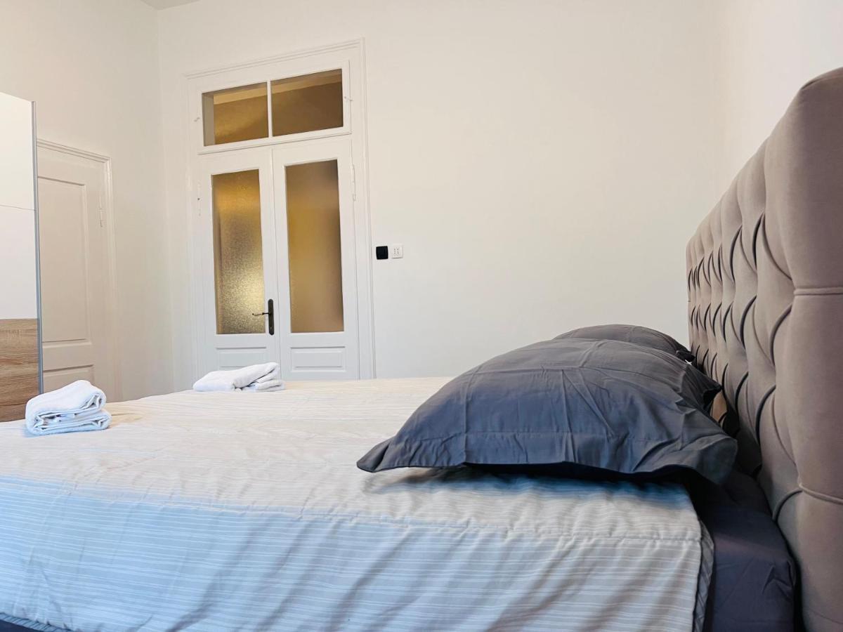 Apartment For Special Getaway Rose Pula Dış mekan fotoğraf